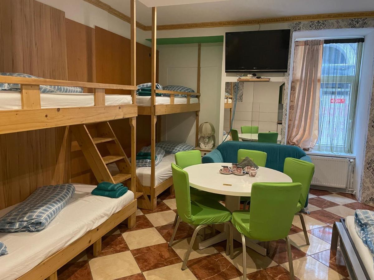 Hostel Viktoria Artur